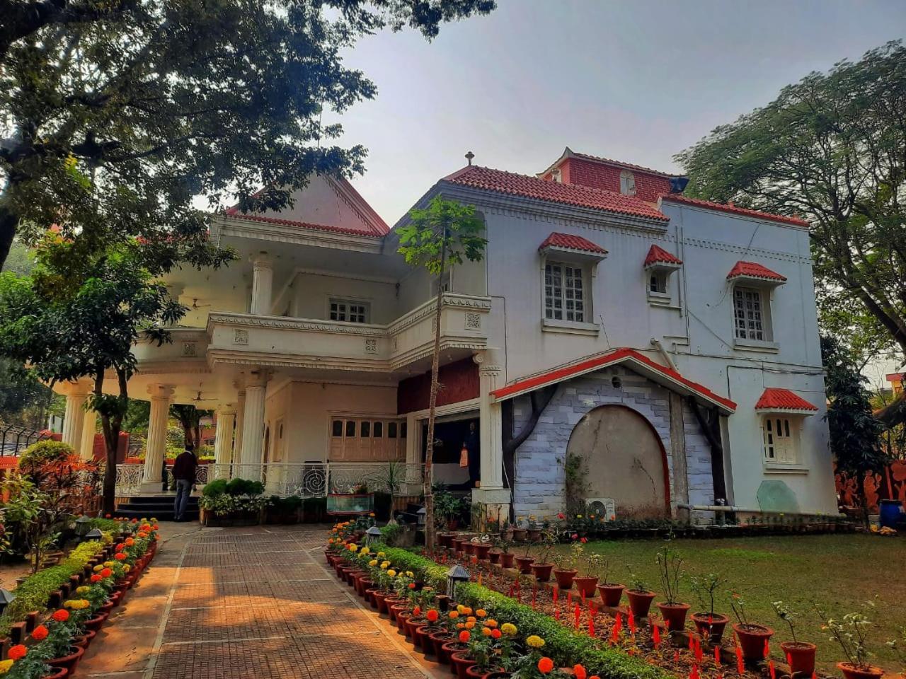 Swet Aparajita Hotel Bolpur Exterior photo